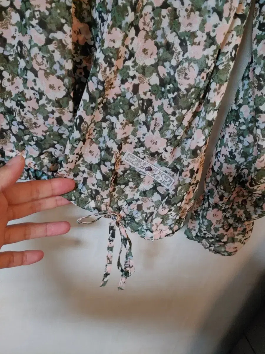 thumbnail-6